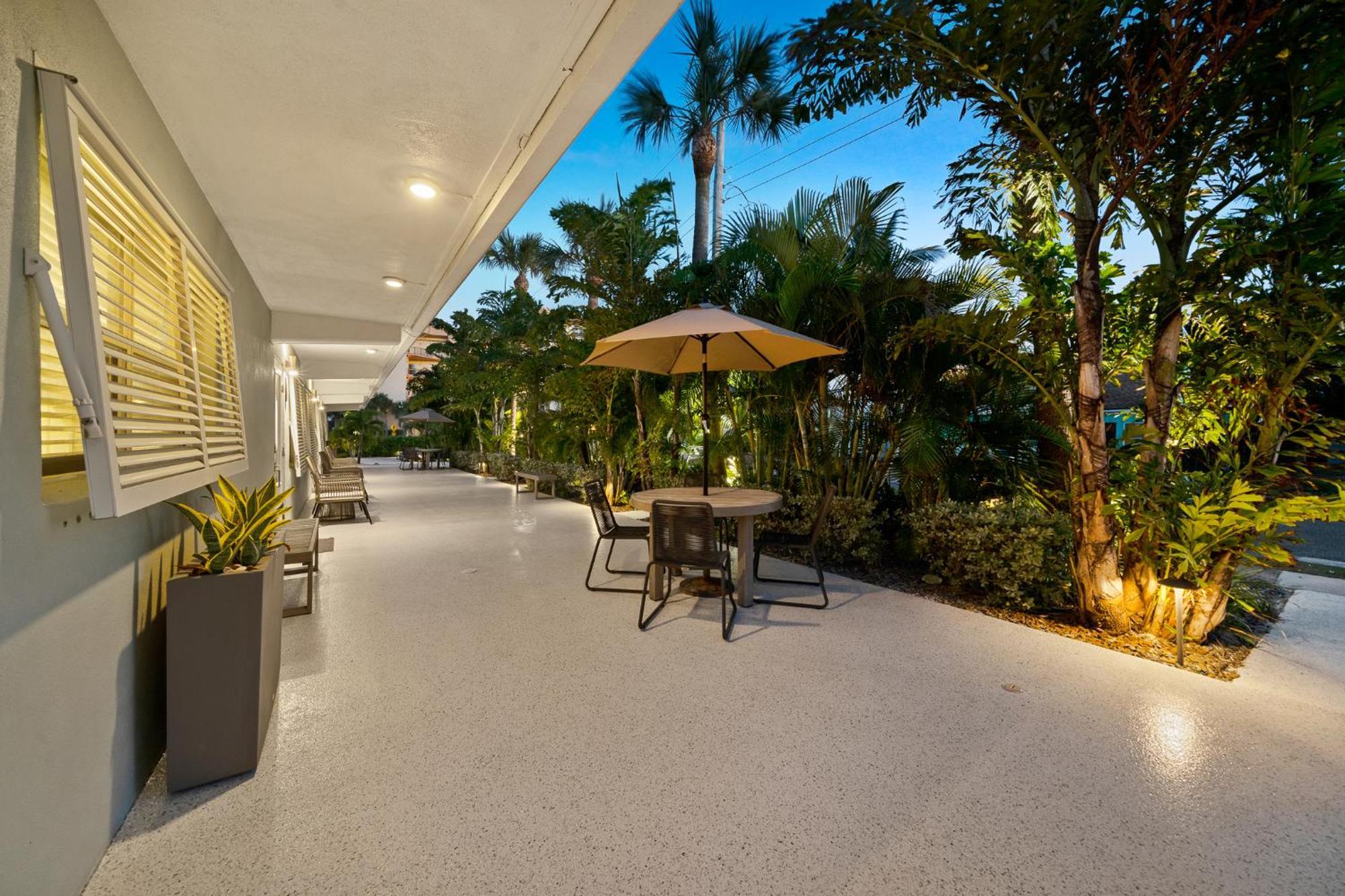 Boutique Vacation Rental Complex At Beach Cocoa Beach Εξωτερικό φωτογραφία